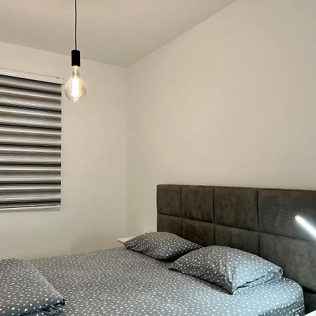 Kaljevic 13 Lägenhet Bar Exteriör bild