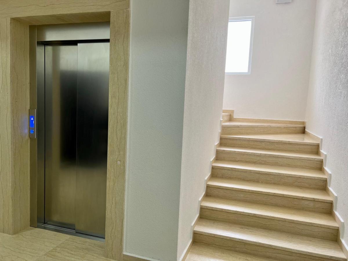 Kaljevic 13 Lägenhet Bar Exteriör bild